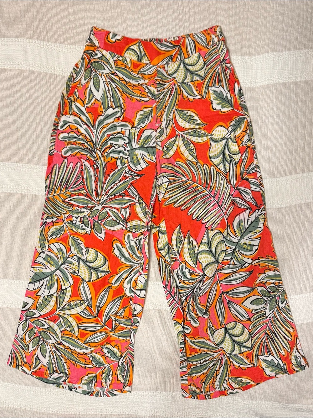 C&C California 100% Linen Cropped Wide Leg Floral Pant